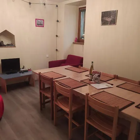펜션 Chey Mybam, Agreable Maison Au Centre De