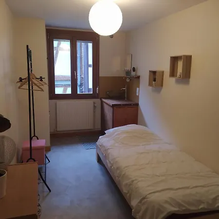 Chey Mybam, Agreable Maison Au Centre De *