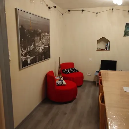 펜션 Chey Mybam, Agreable Maison Au Centre De